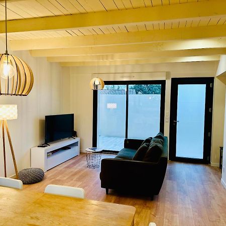 La Halte Occitane - Classe 3 Etoiles - Pour 6 Personnes, 3 Chambres, Parking, Terrasse, Tout Inclus Montauban Kültér fotó