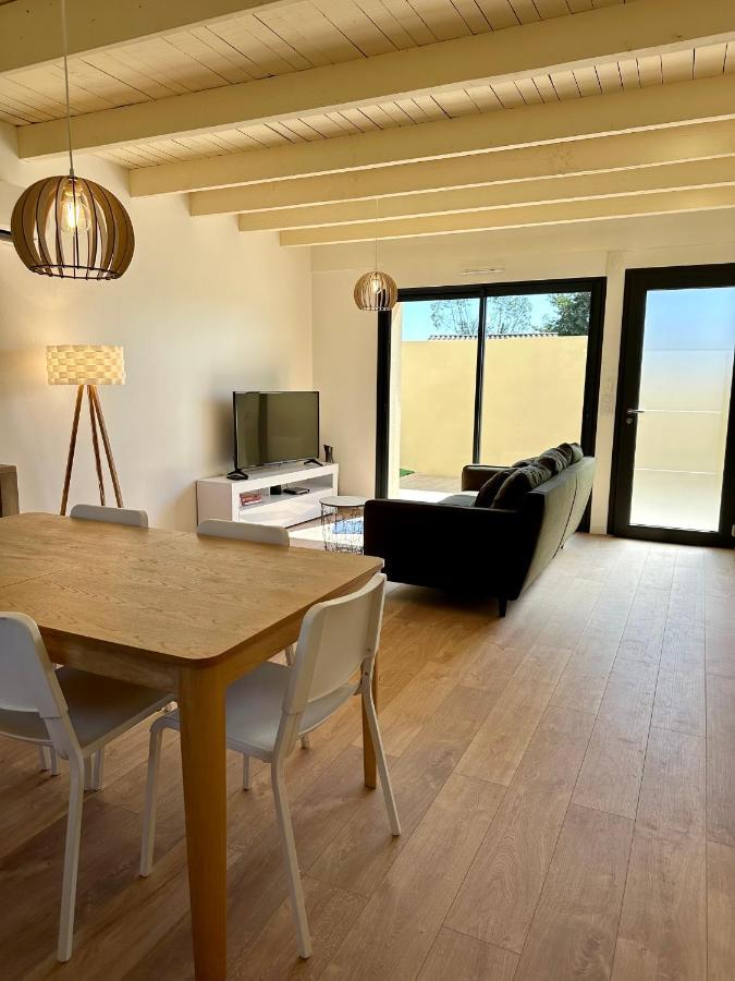La Halte Occitane - Classe 3 Etoiles - Pour 6 Personnes, 3 Chambres, Parking, Terrasse, Tout Inclus Montauban Kültér fotó